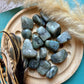 Pierre roulée de Labradorite