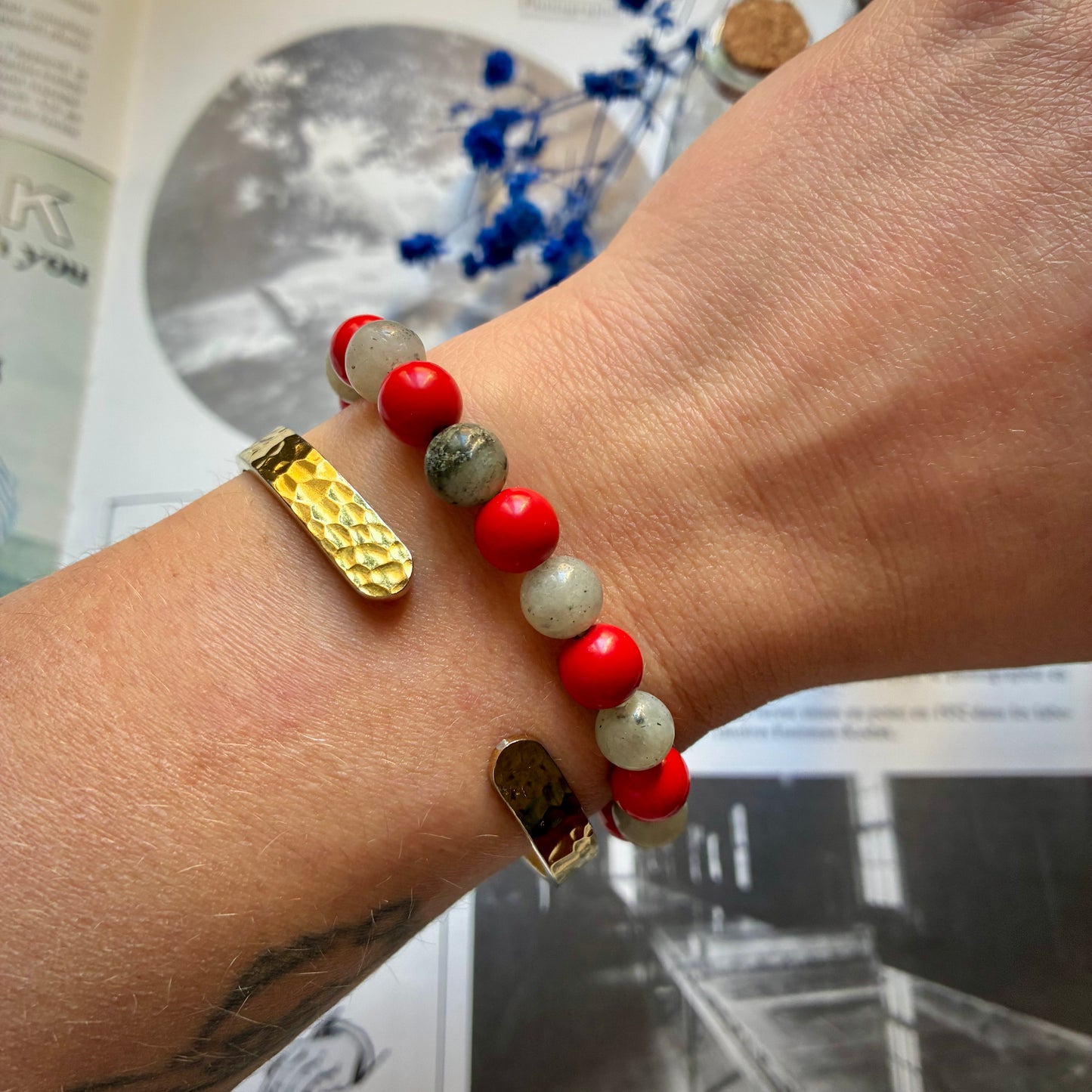 Labradorite et Cinabre "protection dans l'abondance"