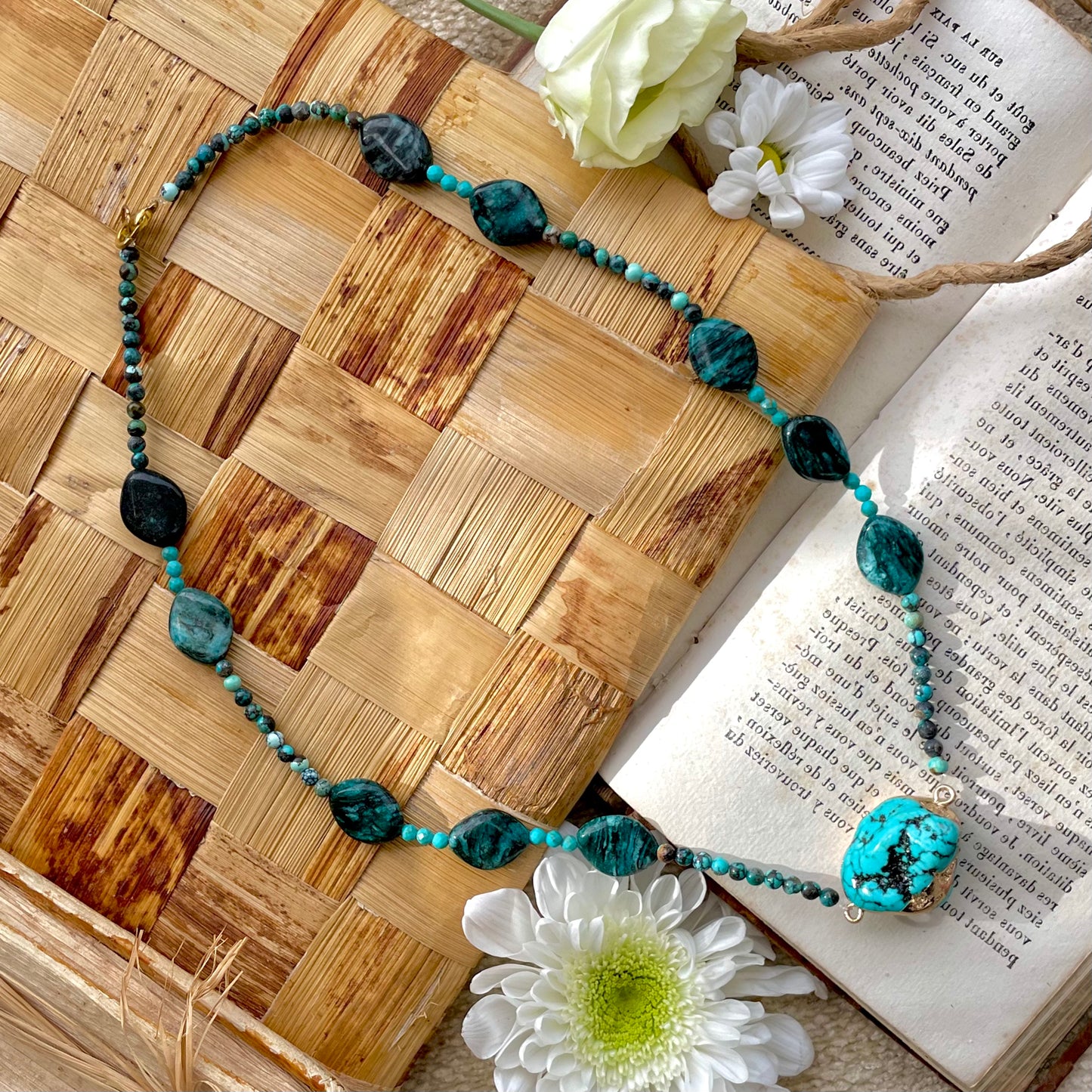 Collier Turquoise Authenticité et Équilibre