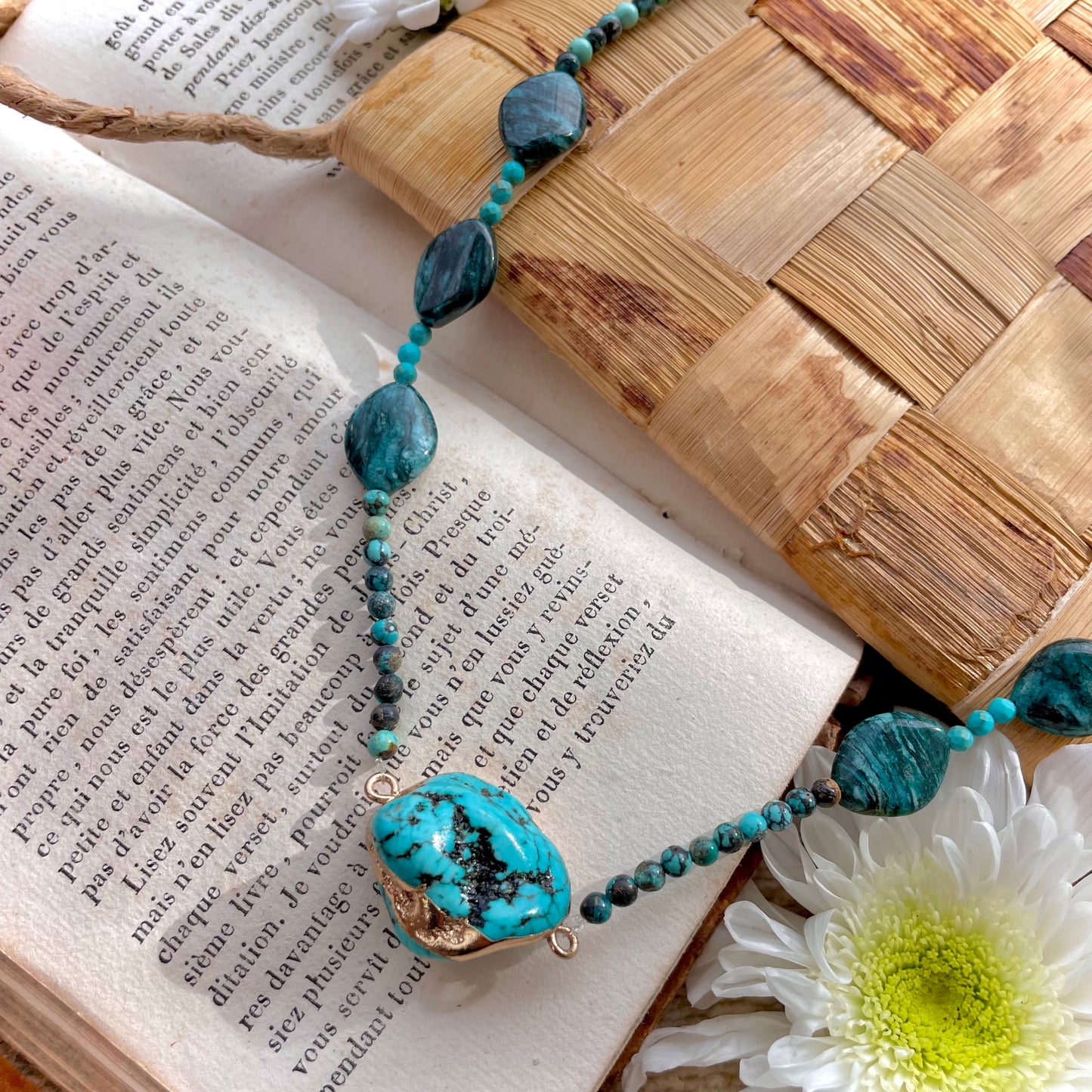 Collier Turquoise Authenticité et Équilibre